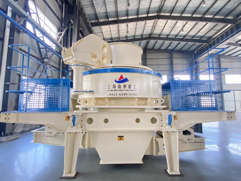 Sand making machine feed pipe liner adjustment and change step method